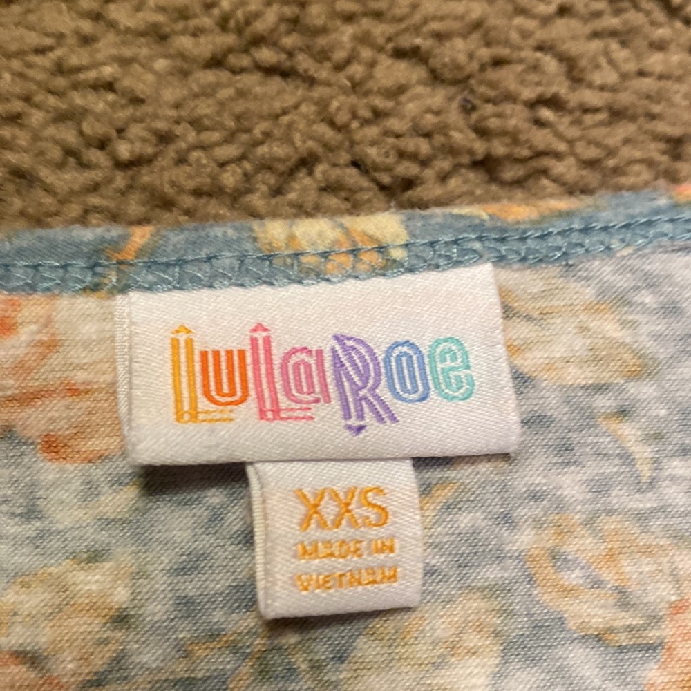 Lularoe - Picture 2 of 2
